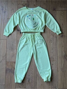 btween Girls 2-Piece Lime Green Metallic Smiley Face Sweatsuit Set size 5